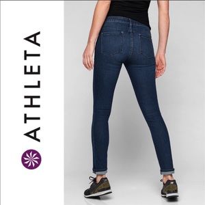 Athleta • Sculptek Dark Wash Skinny Jean